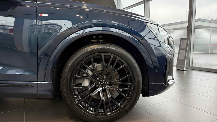 Зображення Audi Q8 50 TDI quattro