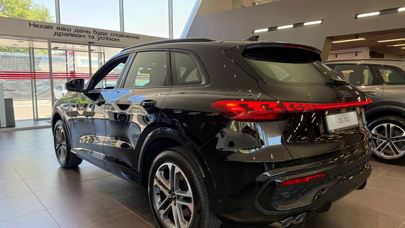 Зображення Audi Q5 SUV TDI quattro 150 kW