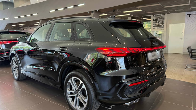 Зображення Audi Q5 SUV TDI quattro 150 kW