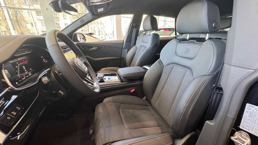 Зображення Audi Q8 50 TDI quattro