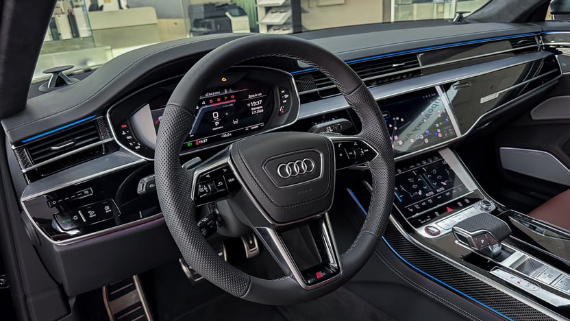 Зображення Audi S8 TFSI