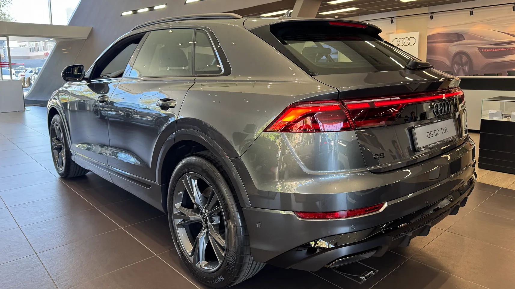 Зображення Audi Q8 50 TDI quattro