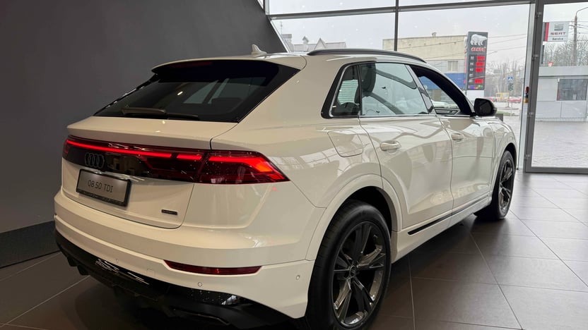 Зображення Audi Q8 50 TDI quattro