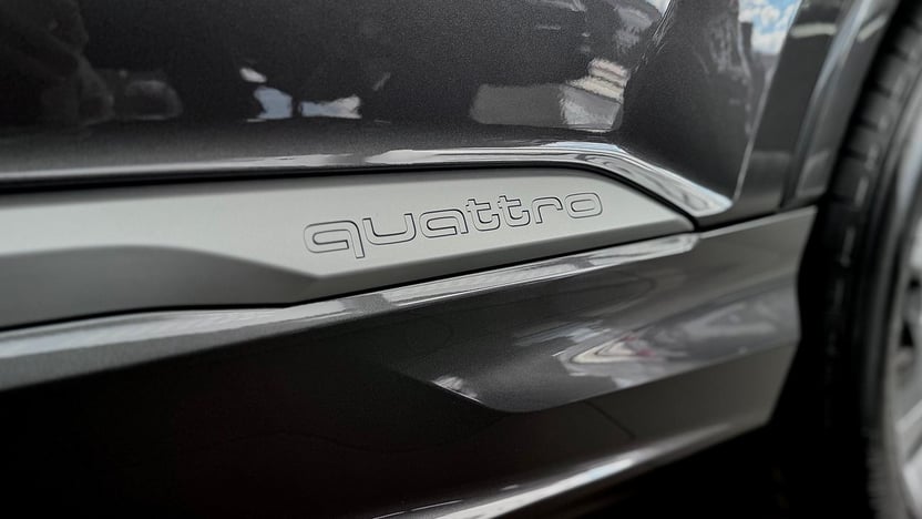 Зображення Audi Q7 50 TDI quattro