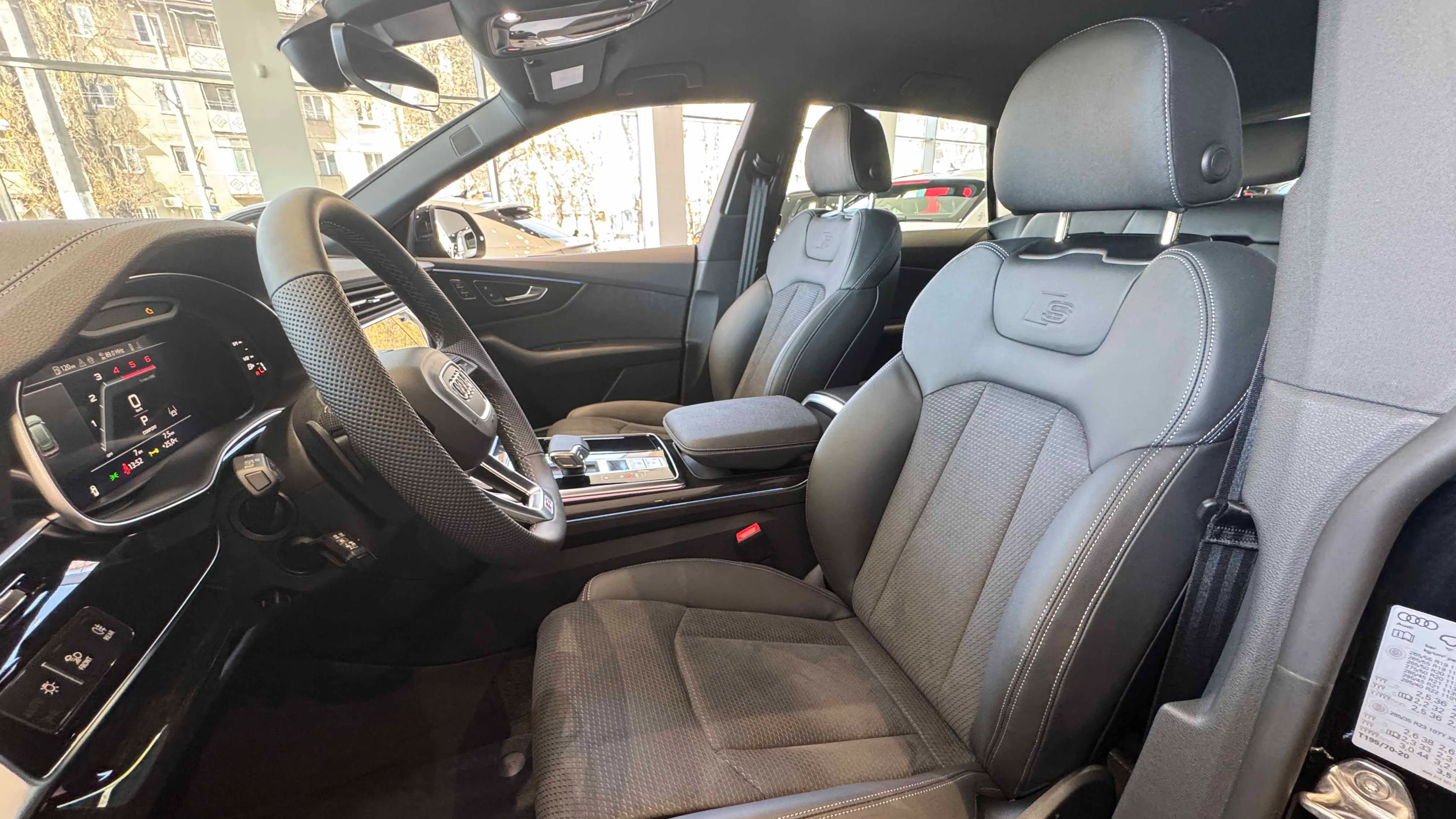 Зображення Audi Q8 50 TDI quattro