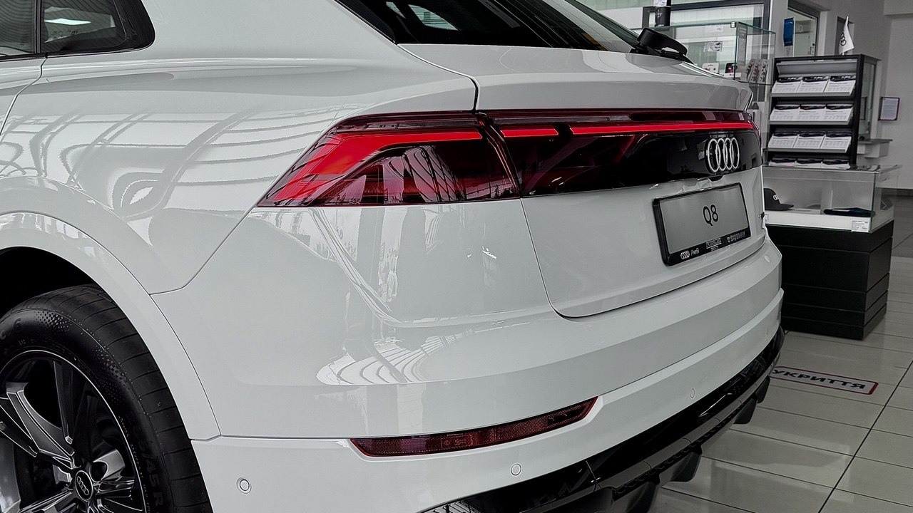 Зображення Audi Q8 50 TDI quattro