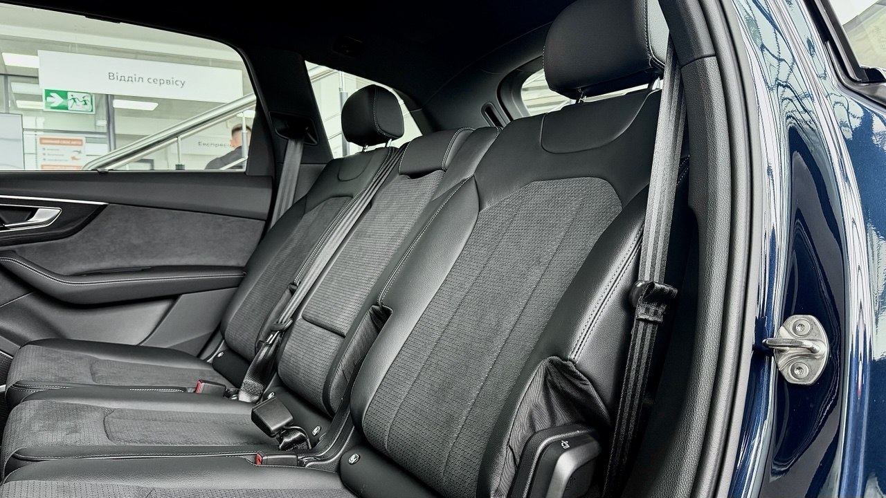 Зображення Audi Q7 50 TDI quattro S line