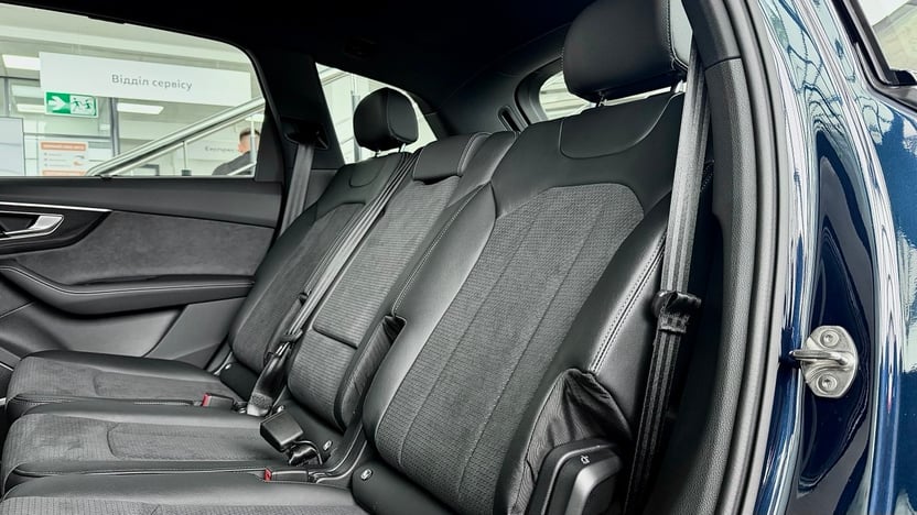 Зображення Audi Q7 50 TDI quattro S line
