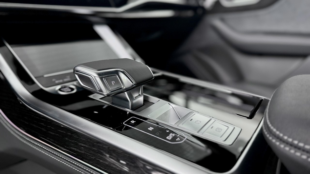 Зображення Audi Q7 50 TDI quattro S line