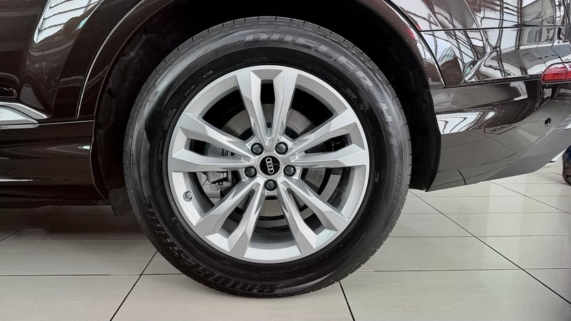 Зображення Audi Q7 50 TDI quattro