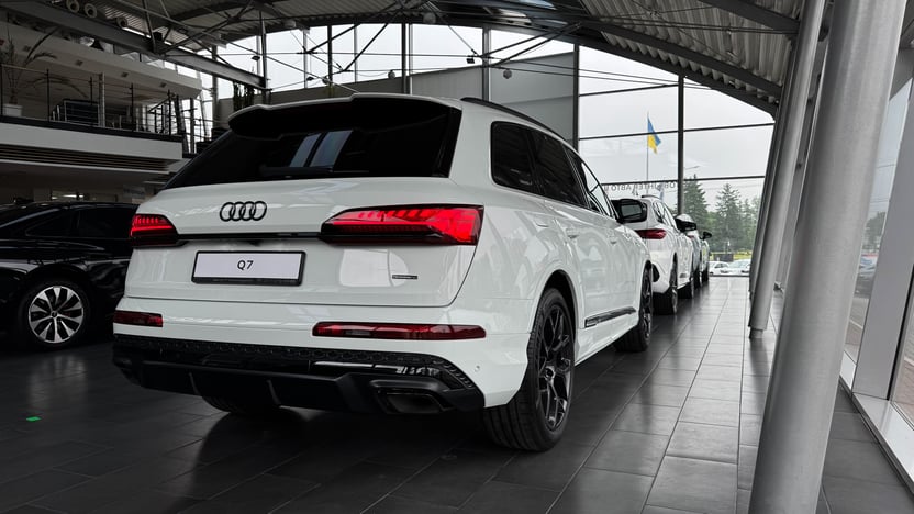 Зображення Audi Q7 50 TDI quattro S line