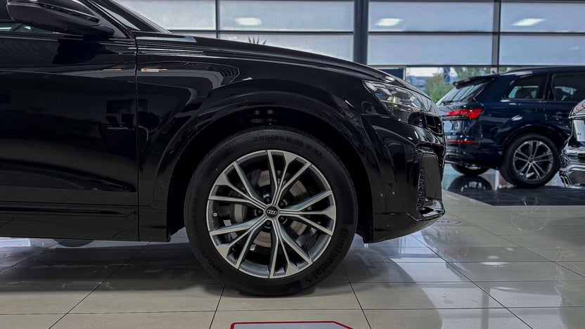 Зображення Audi Q8 50 TDI quattro