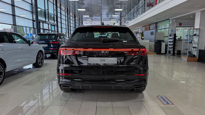 Зображення Audi Q8 50 TDI quattro