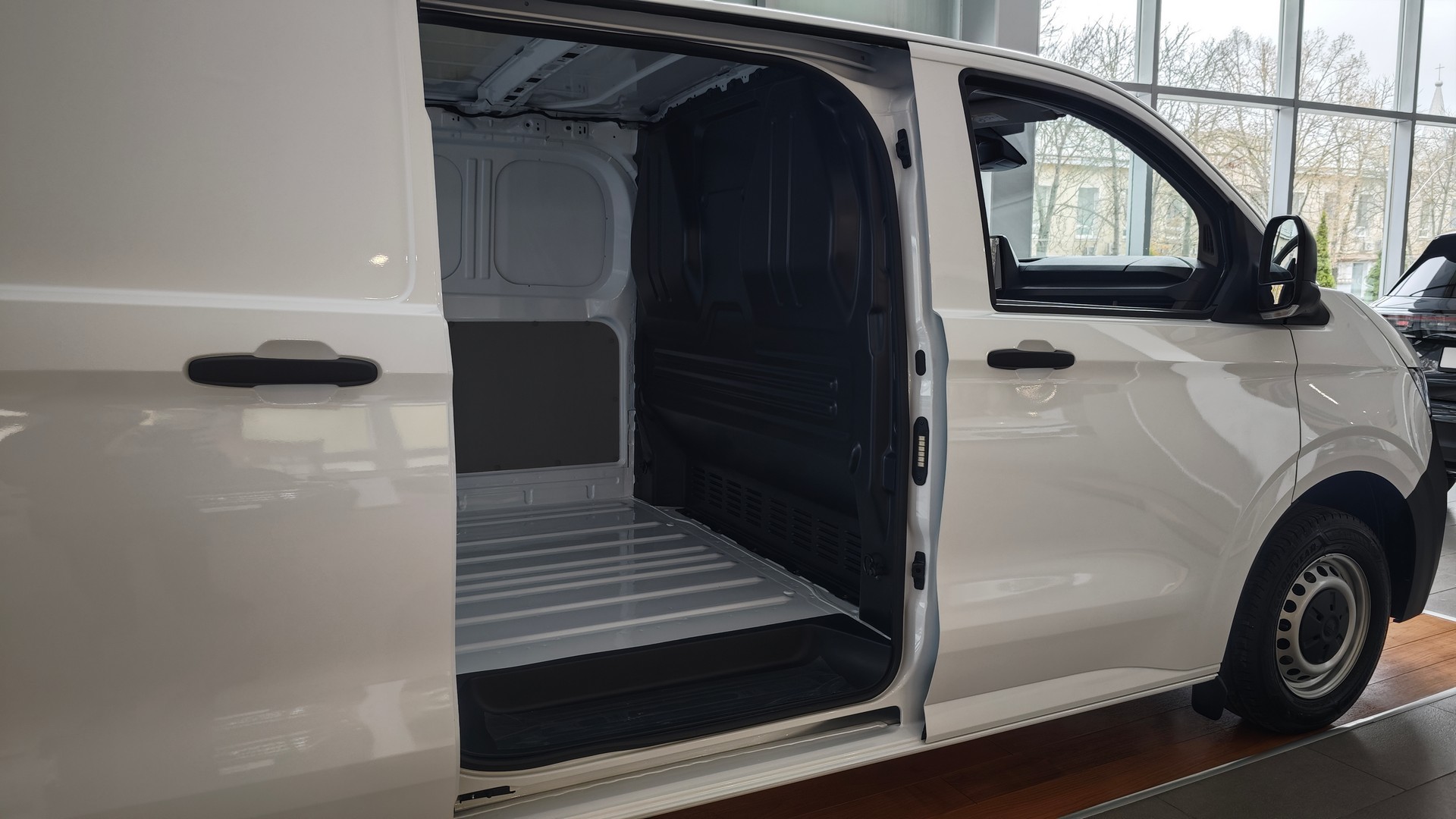 Зображення Transporter Kasten PRO L2H1