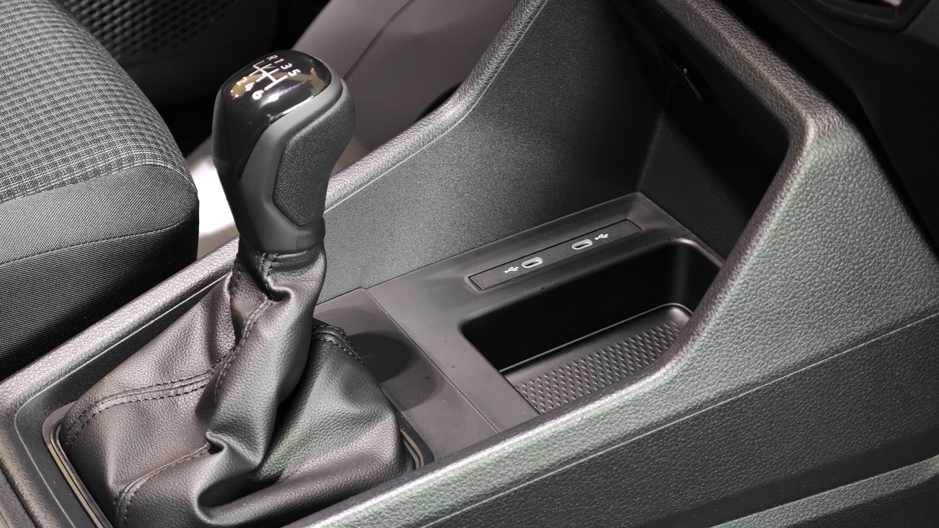 Зображення Caddy Cargo Maxi PRO