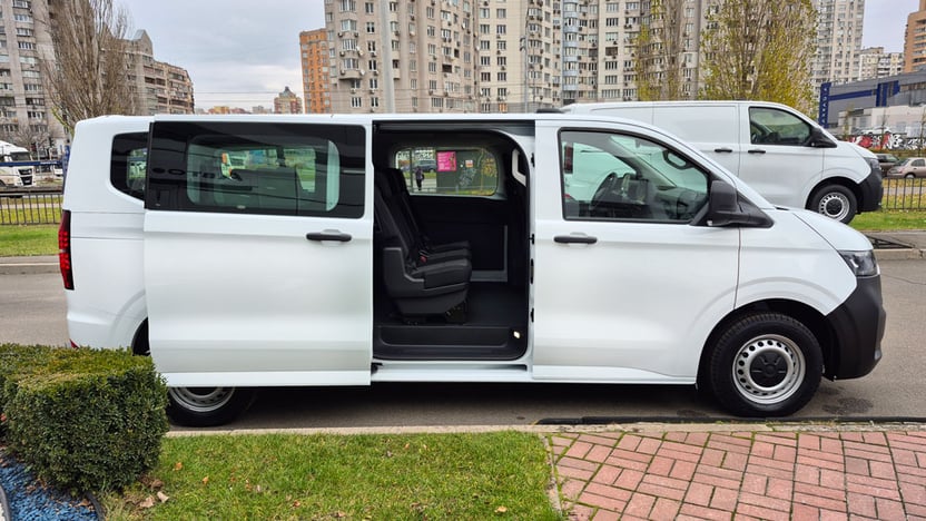 Зображення Transporter Kombi CITY L2H1