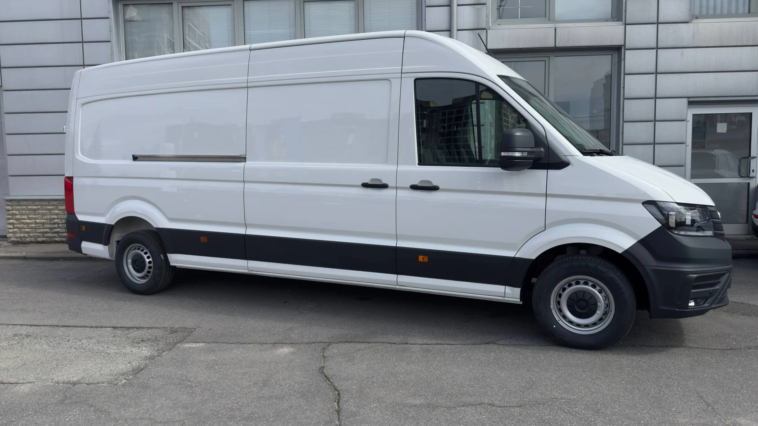 Зображення Crafter 35 Kasten PRO L4H3