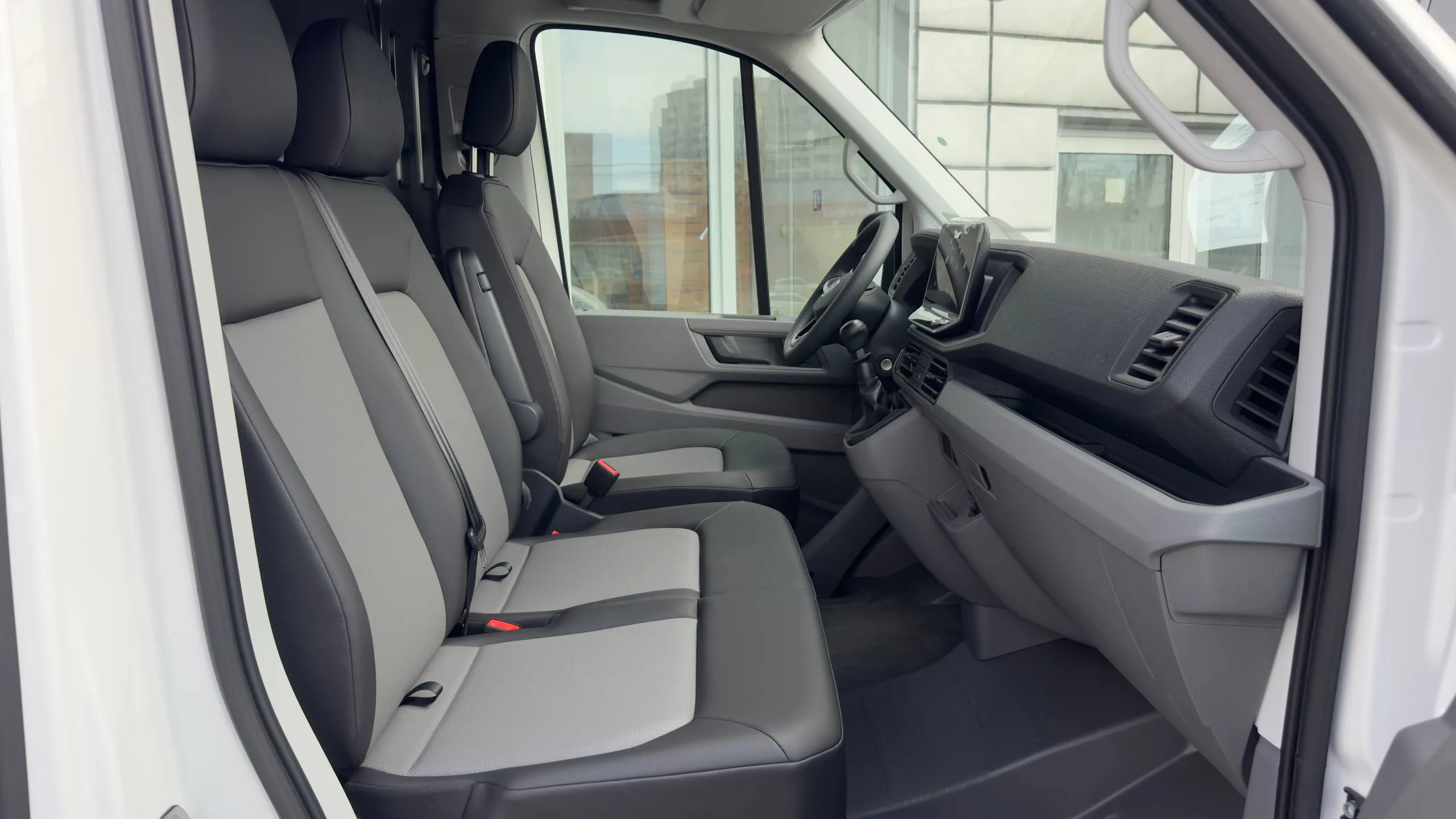 Зображення Crafter 35 Kasten PRO L4H3