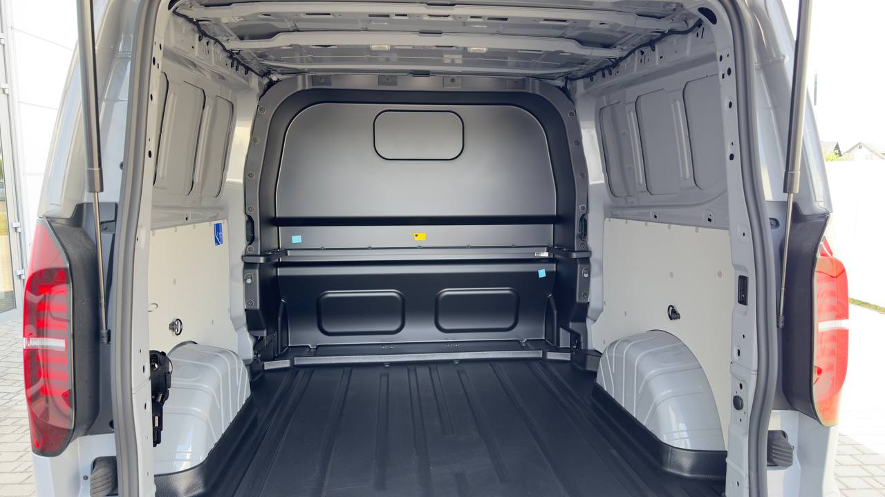 Зображення Transporter Van Plus PRO L2H1 4MOTION