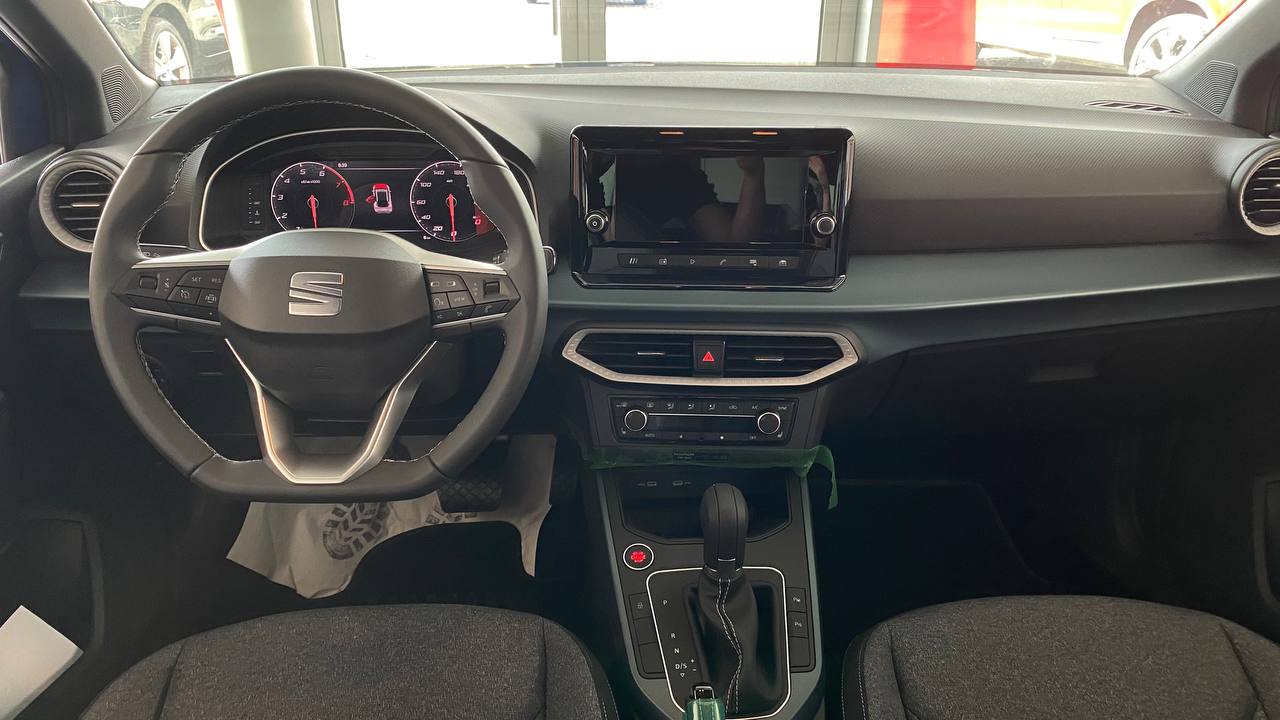 Зображення Arona Xperience 1.6 MPI AG