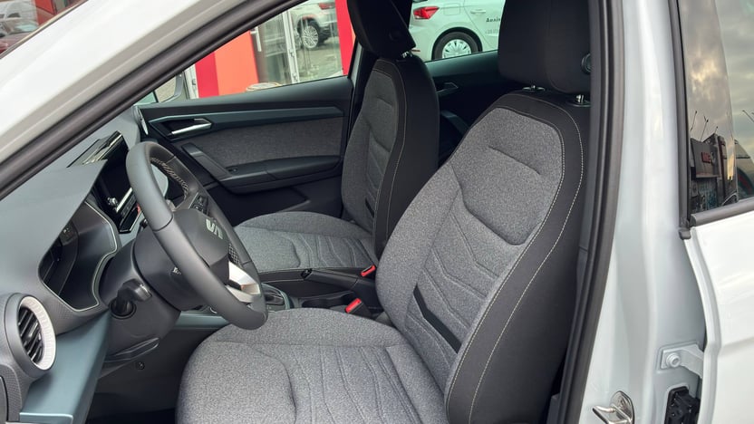 Зображення Arona Xperience 1.6 MPI AG