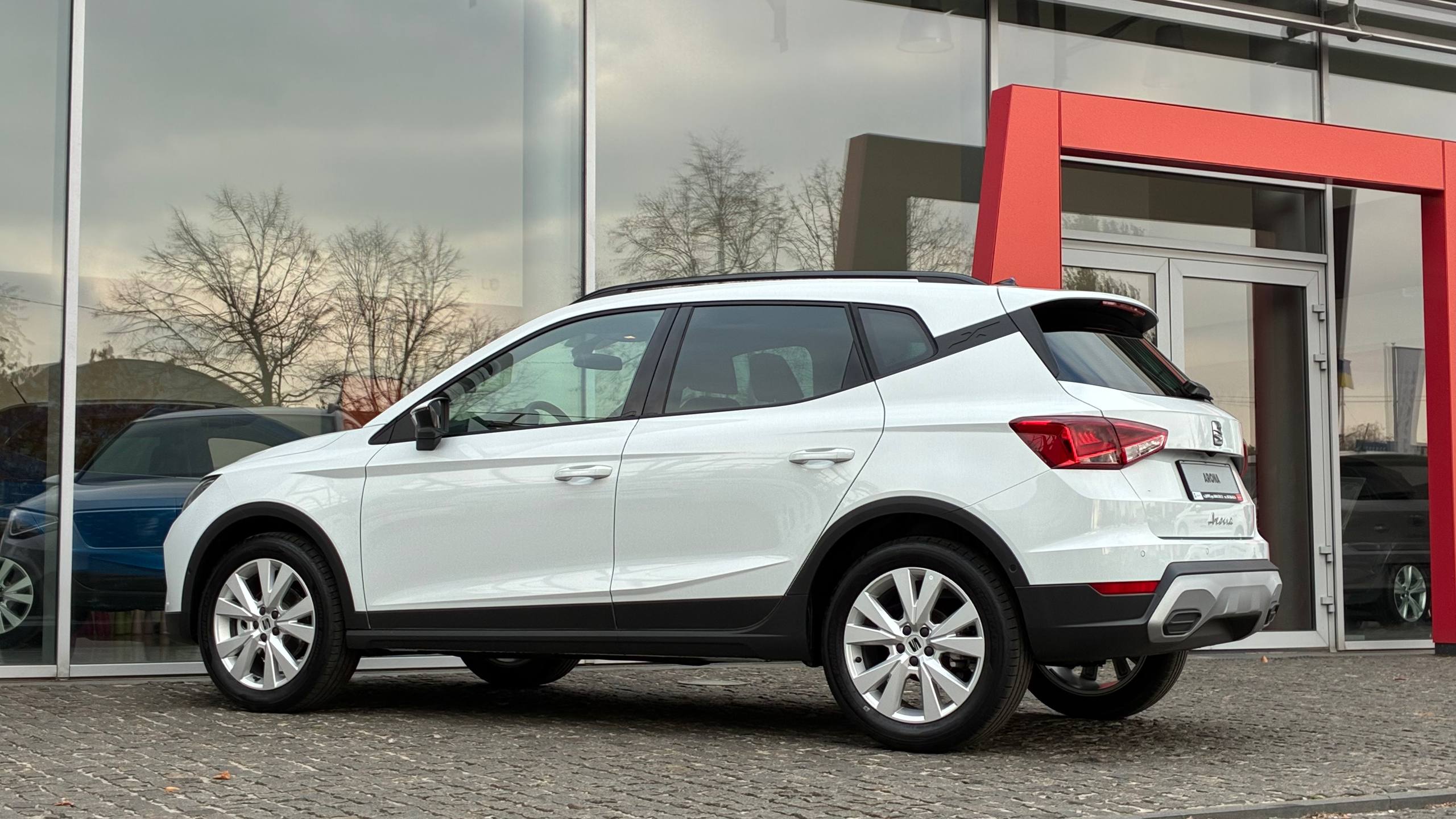 Зображення Arona Xperience 1.6 MPI AG