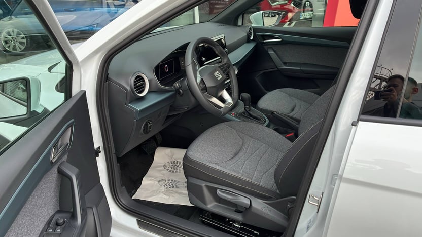 Зображення Arona Xperience 1.6 MPI AG