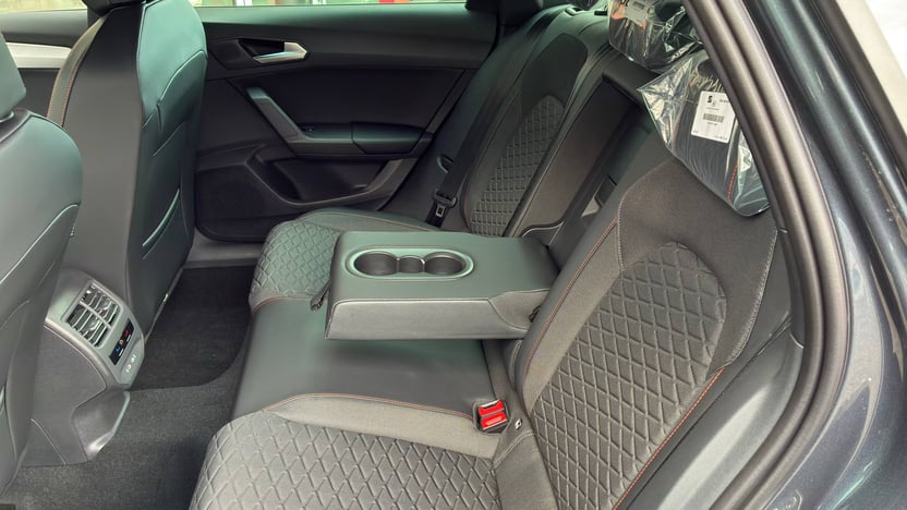 Зображення Leon SP FR 1.5 eTSI 110kW DSG