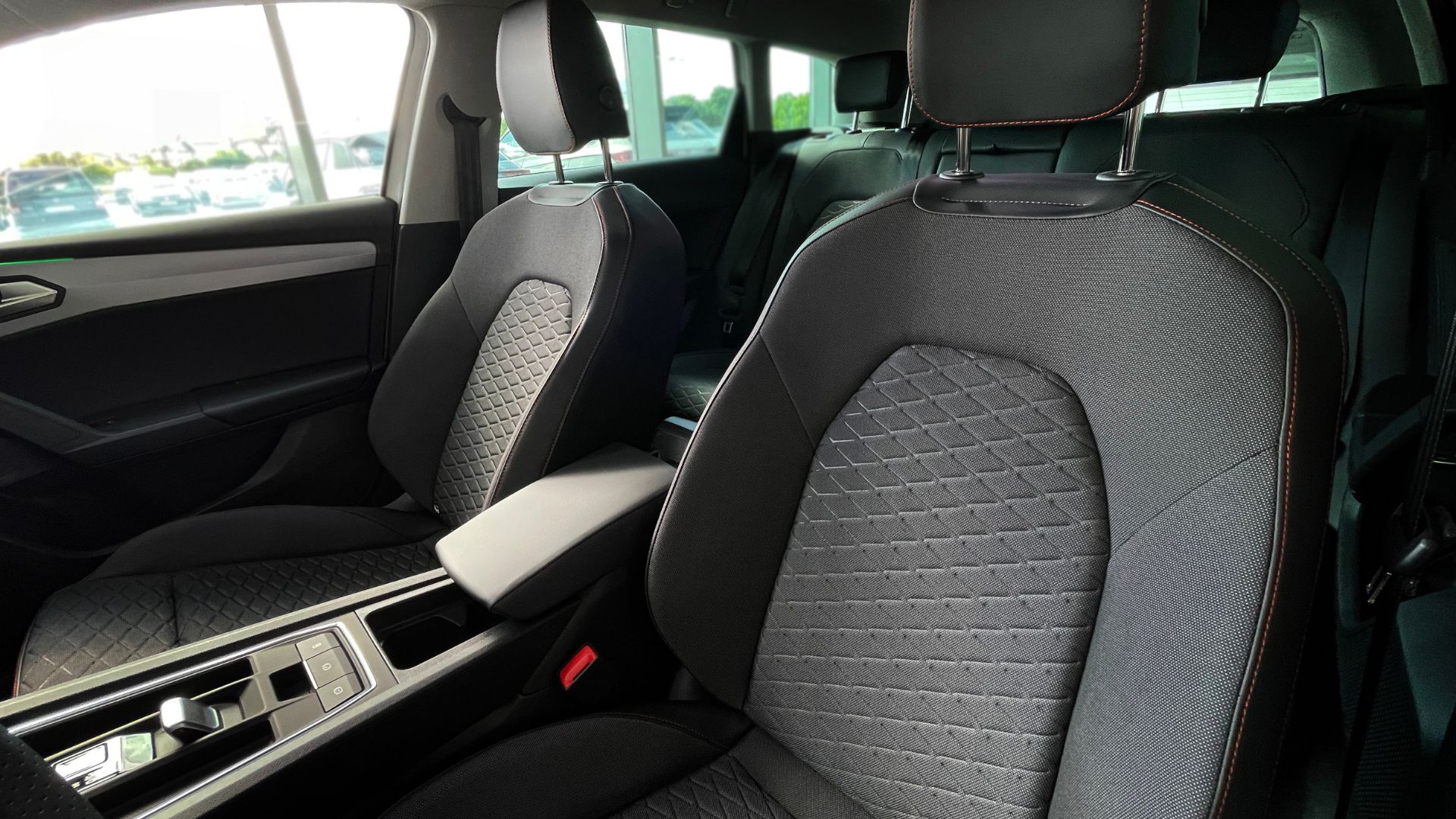 Зображення Leon SP FR 1.5 eTSI 110kW DSG