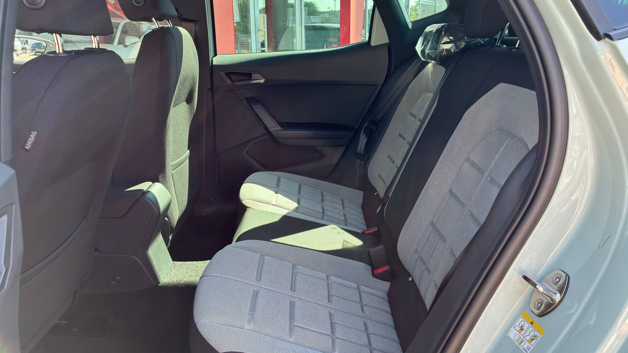 Зображення Arona FR 1.6 MPI 81 кВт AG