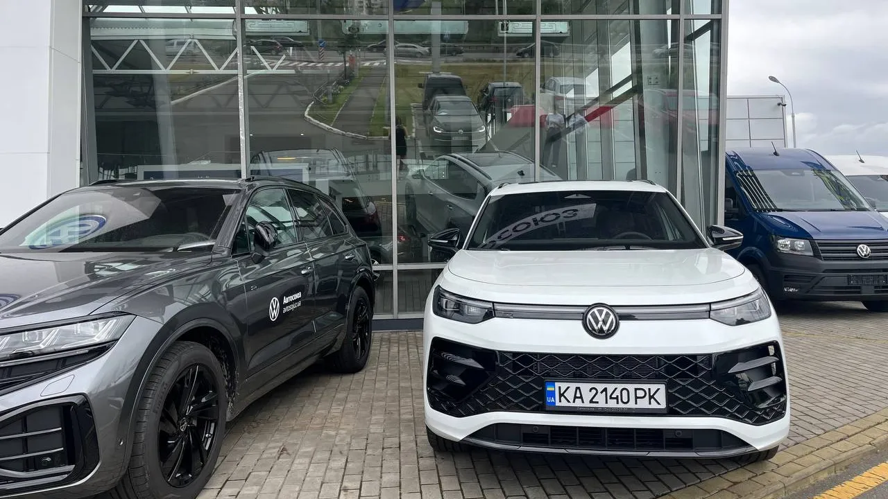 Зображення Новий Tayron R-Line 2.0 TSI 4MOTION