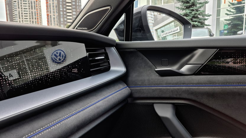 Зображення Новий Tayron R-Line 2.0 TSI 4MOTION