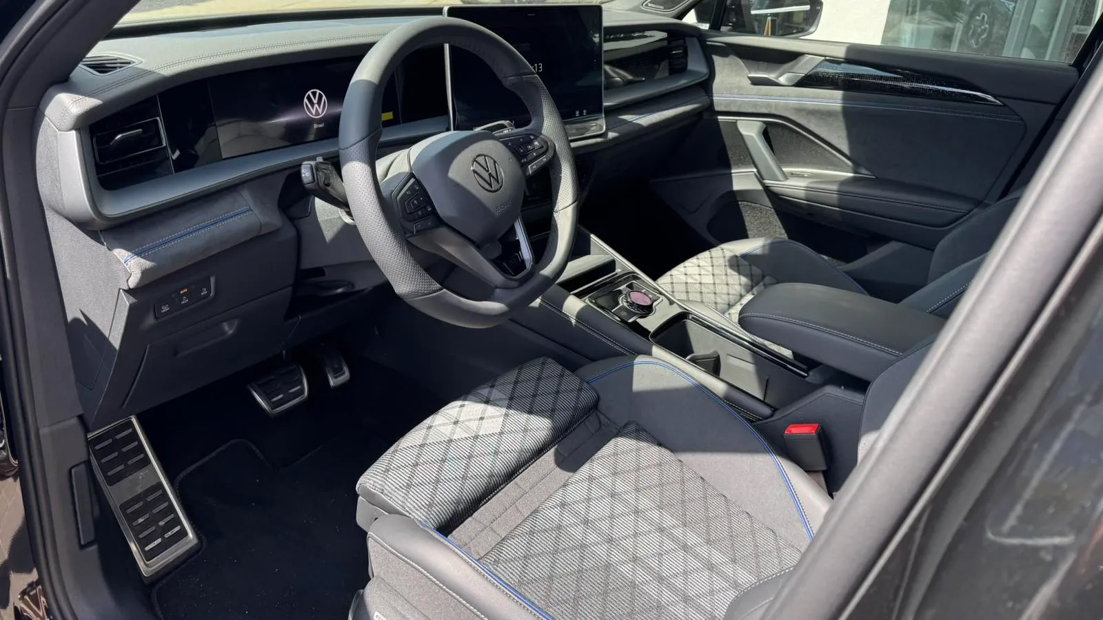 Зображення Новий Tayron R-Line 2.0 TSI 4MOTION