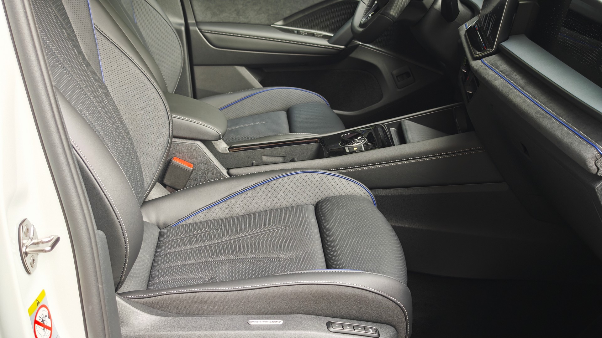 Зображення Новий Tayron R-Line 2.0 TDI 4MOTION