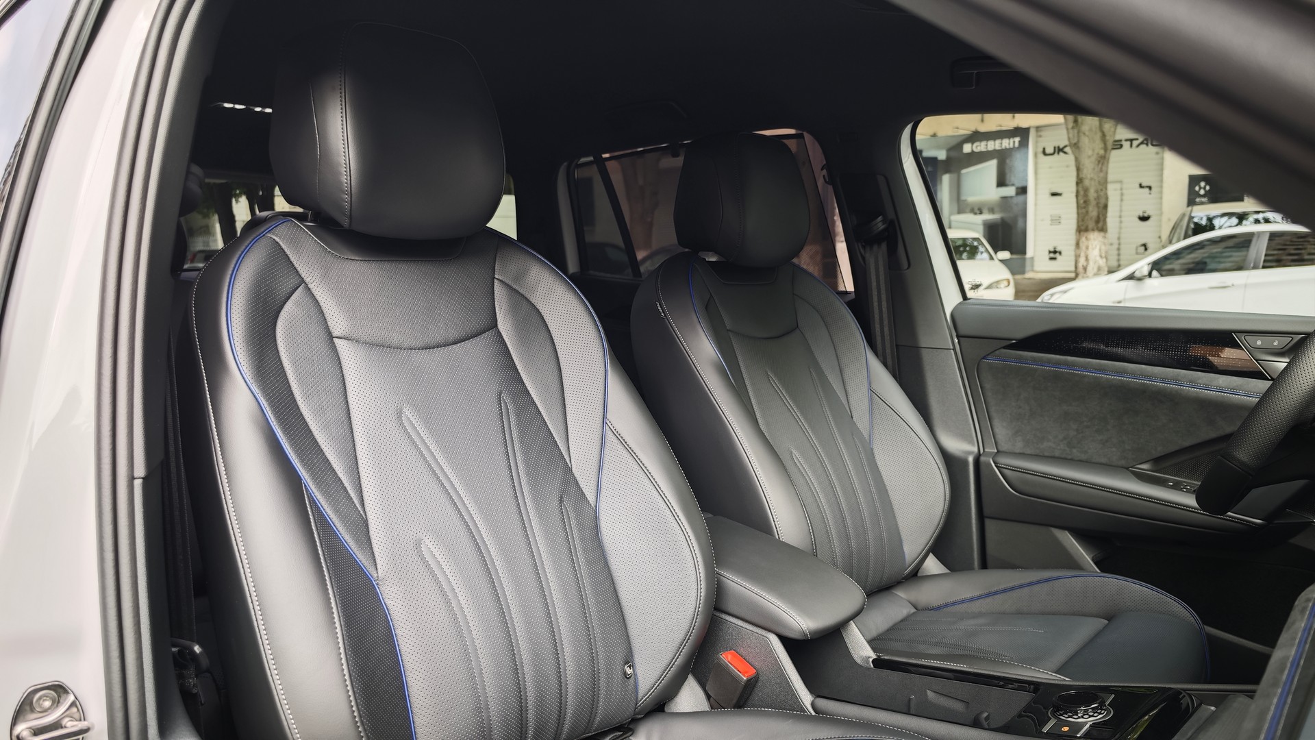 Зображення Новий Tayron R-Line 2.0 TDI 4MOTION