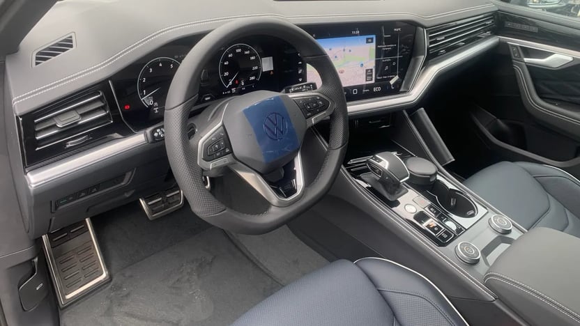 Зображення Touareg R-Line Platinum+ 3.0 TFSI