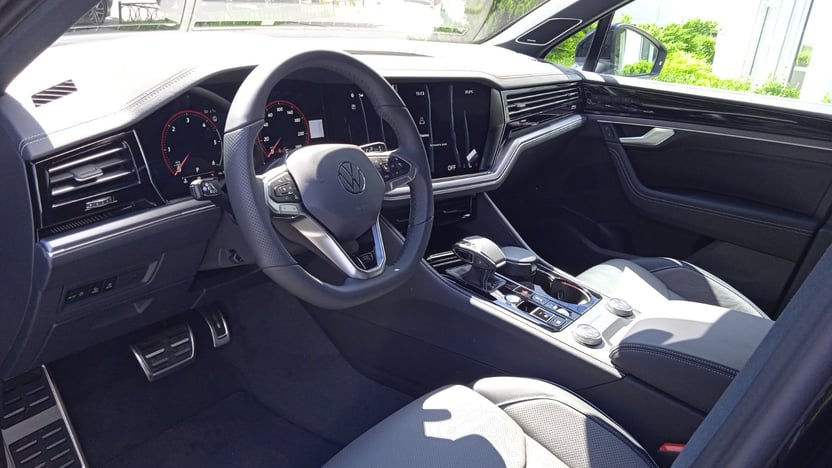 Зображення Touareg R-Line Platinum 3.0 V6 TDI