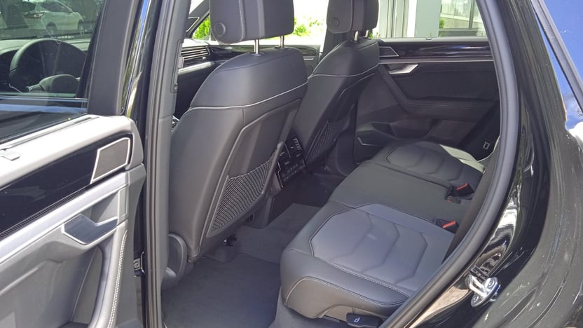 Зображення Touareg R-Line Platinum 3.0 V6 TDI