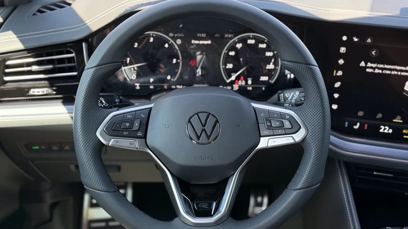 Зображення Touareg R-Line Platinum 3.0 V6 TDI