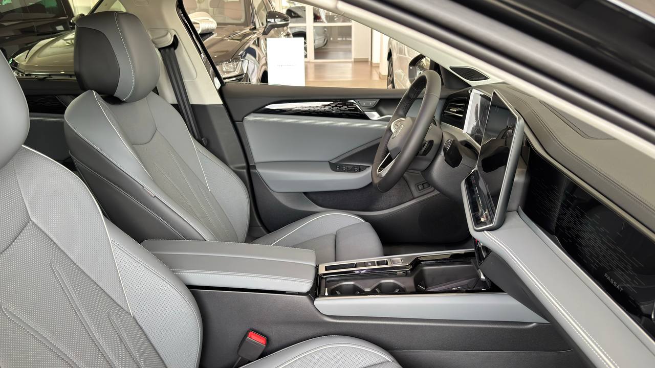Зображення Новий Passat Elegance 1.5 eTSI