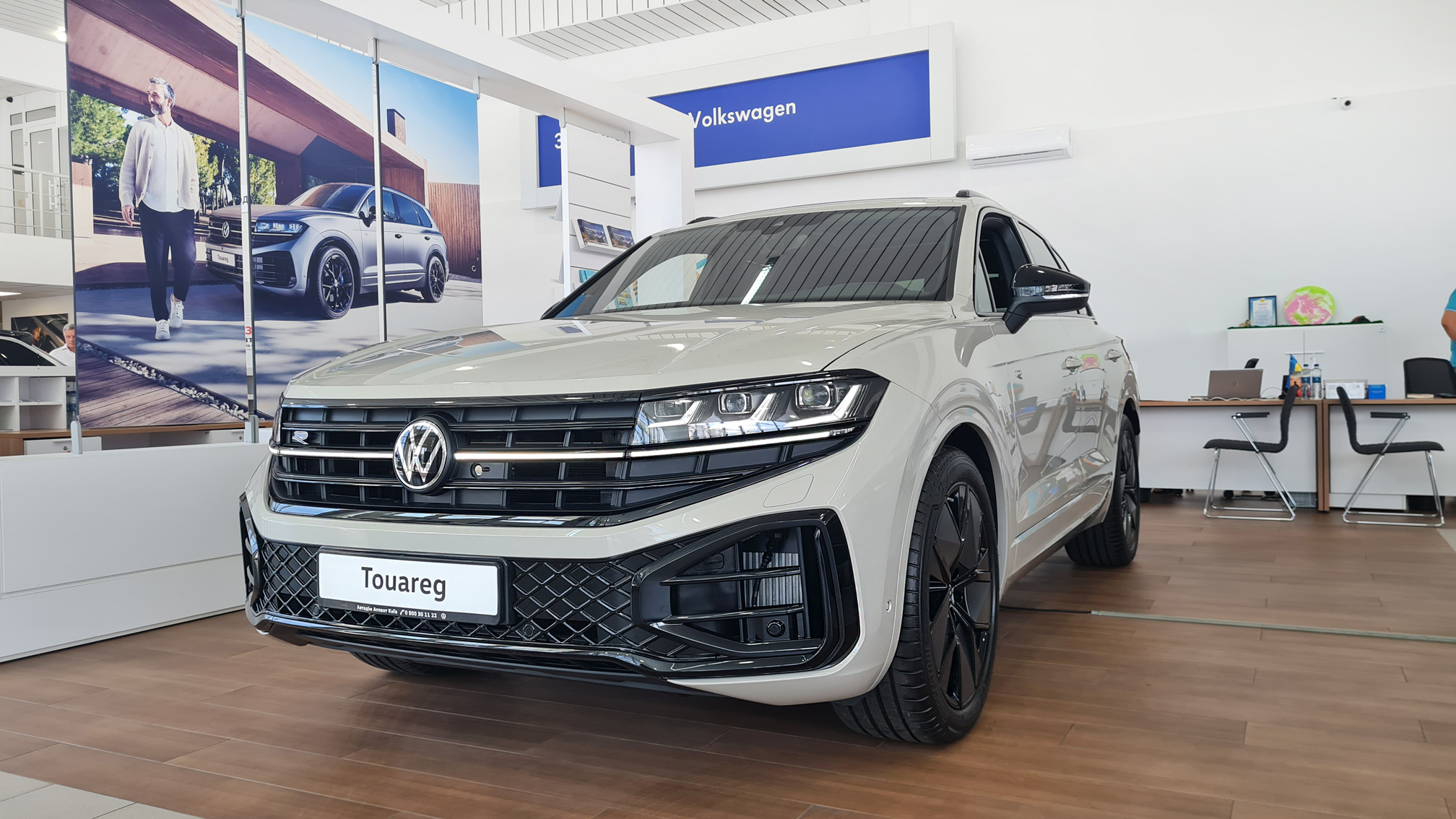 Зображення Touareg R-Line Platinum+ 3.0 TFSI