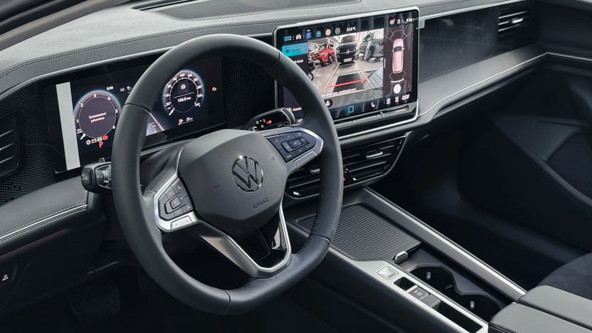 Зображення Новий Passat Business 2.0 TDI