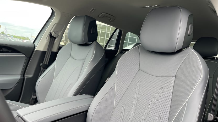 Зображення Новий Passat Elegance 2.0 TSI