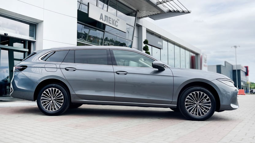 Зображення Новий Passat Elegance 2.0 TSI