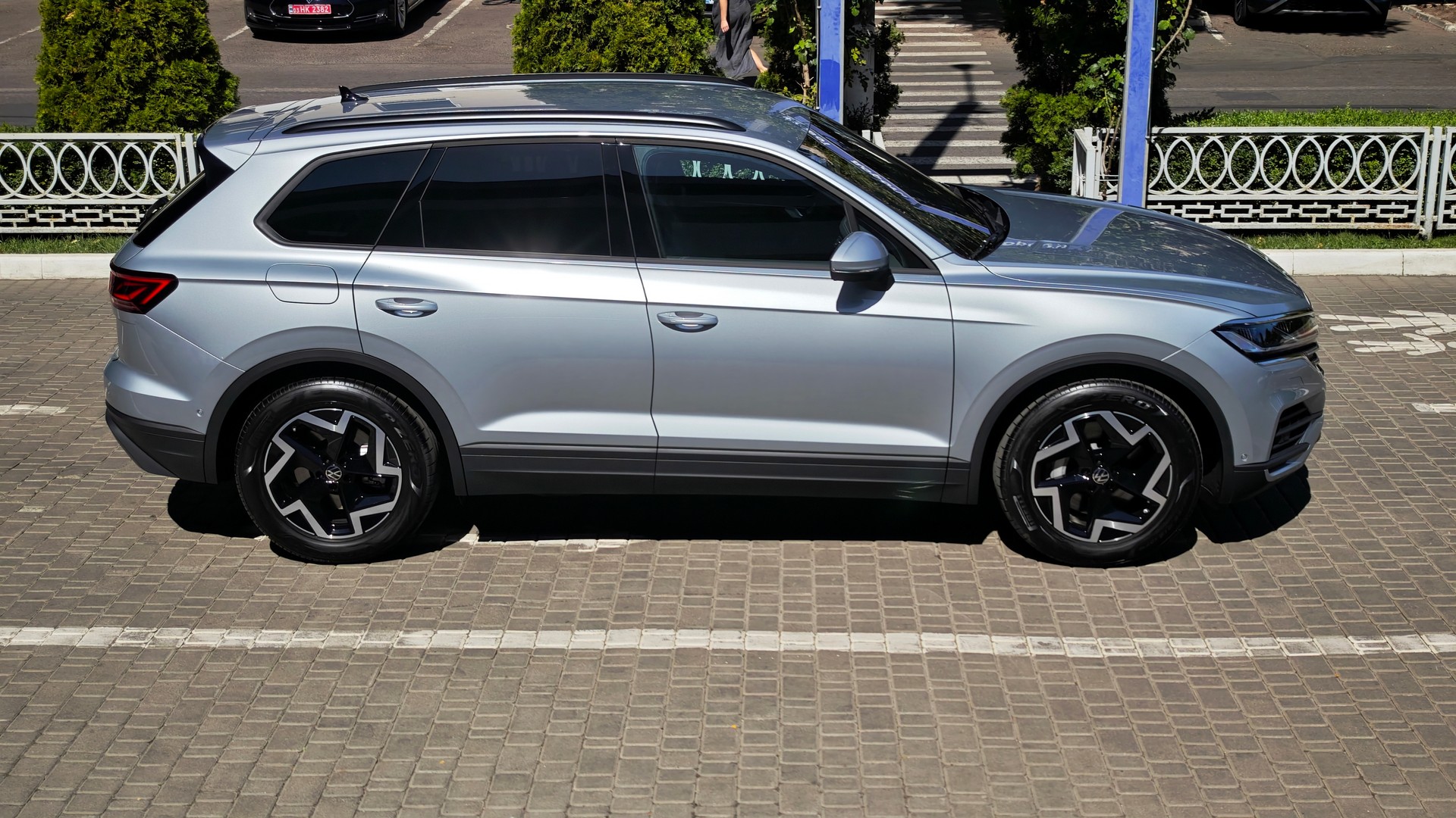 Зображення Touareg Silver 3.0 V6 TFSI