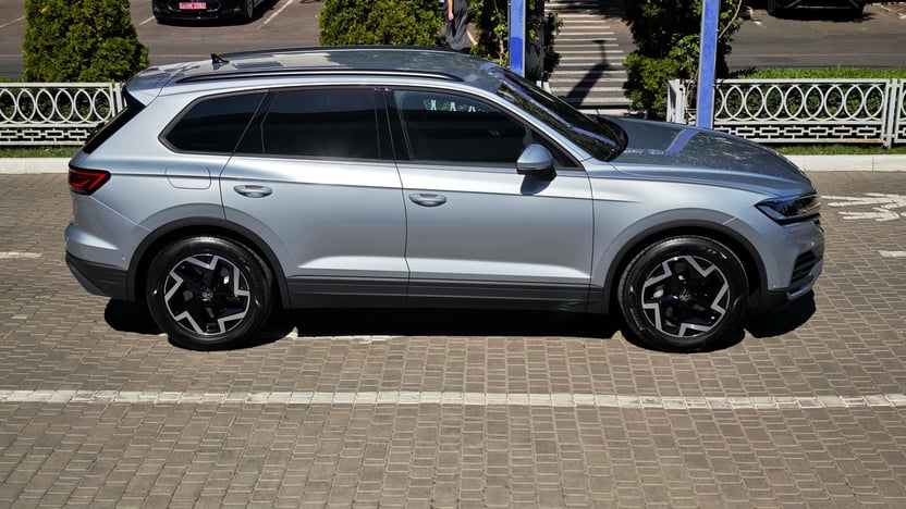 Зображення Touareg Silver 3.0 V6 TFSI