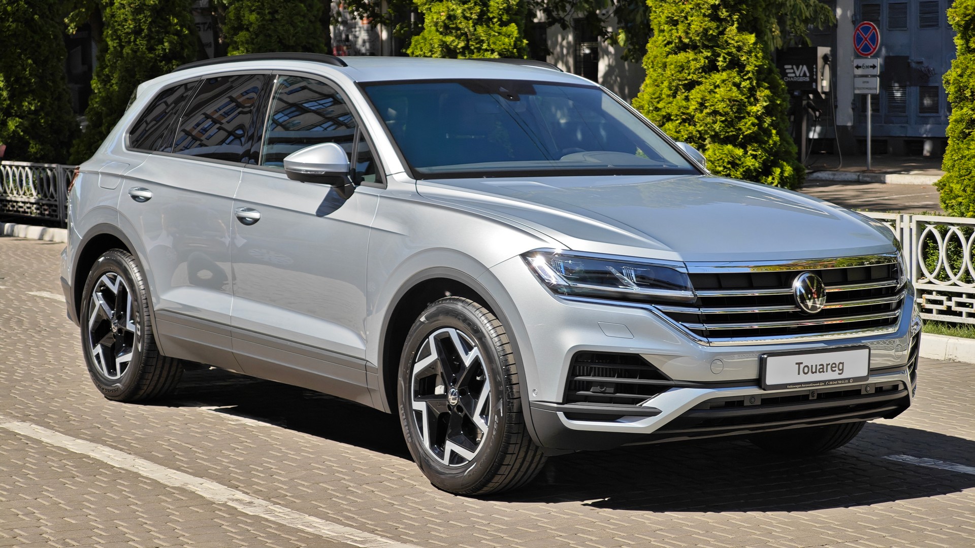 Зображення Touareg Silver 3.0 V6 TFSI