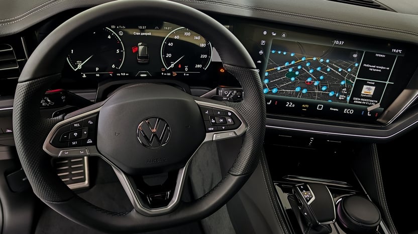 Зображення Touareg R-Line Platinum 3.0 V6 TDI