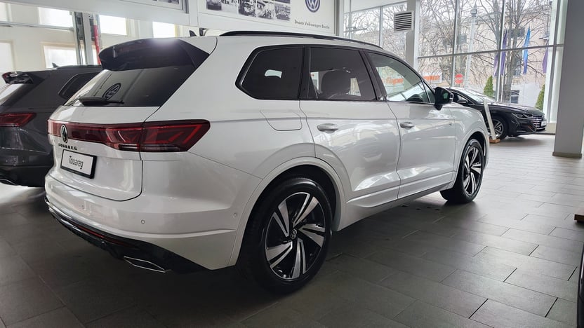 Зображення Touareg R-Line Platinum 3.0 V6 TDI