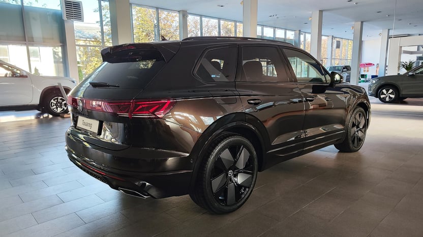 Зображення Touareg R-Line Platinum 3.0 V6 TDI